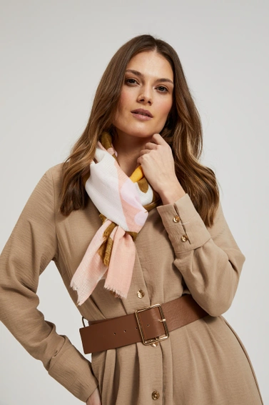 Wzorzysty letni szal różowy