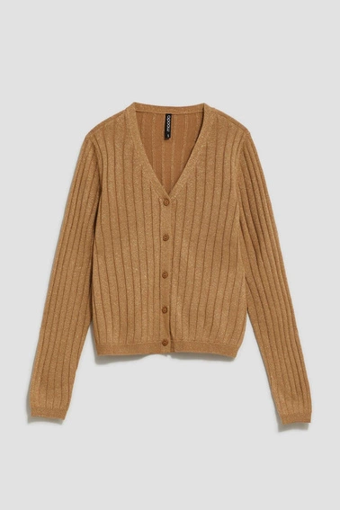 Sweter ozdobiony metaliczną nitką