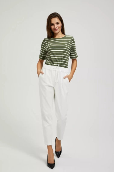 Spodnie z prostą nogawką i wiązaniem w pasie białe