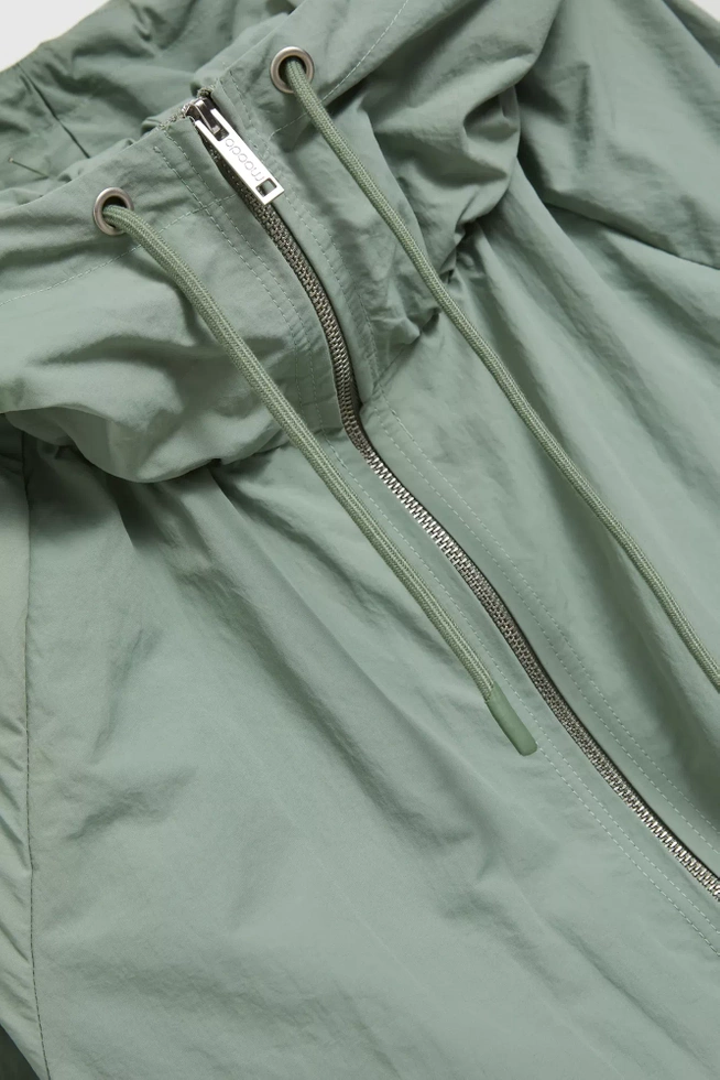 Wodoodporna kurtka z kapturem oliwkowa