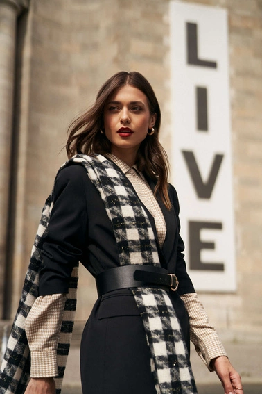 Jednorzędowa marynarka