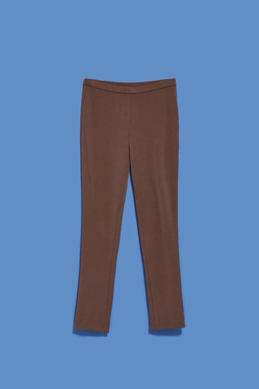Gładkie spodnie kasztanowe