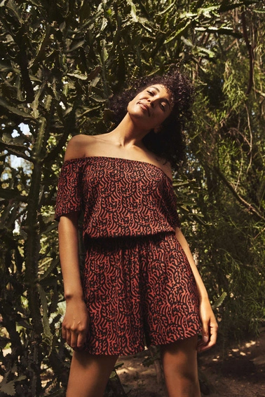 Krótki kombinezon z wiskozy