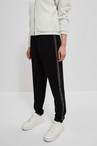 Gładkie spodnie z lampasami czarne