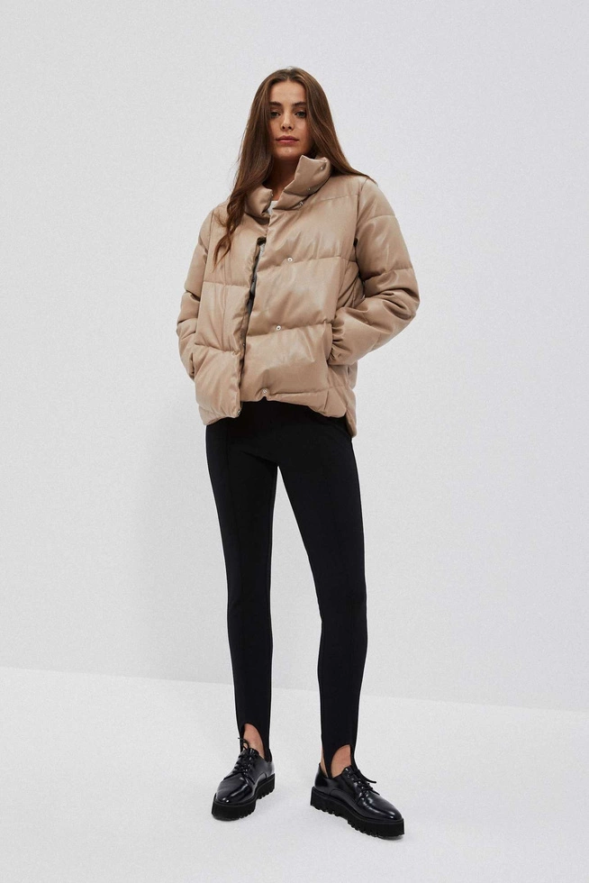 Pikowana kurtka z kołnierzem kawowa