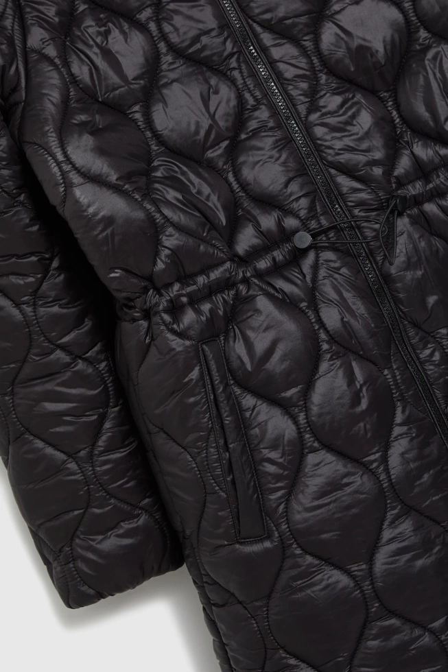 Kurtka z kapturem czarna