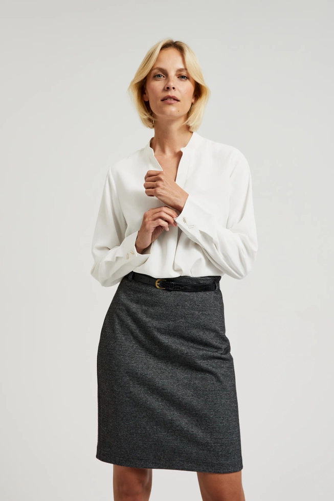 Gładka elegancka koszula biała