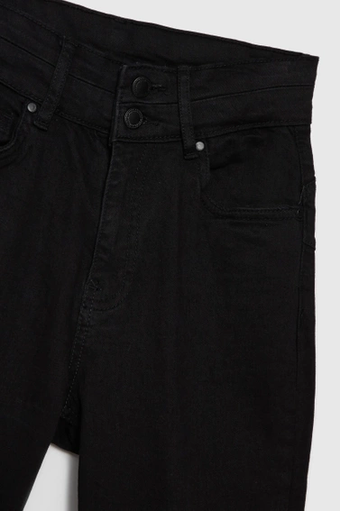 Gładkie jeansy rurki czarne