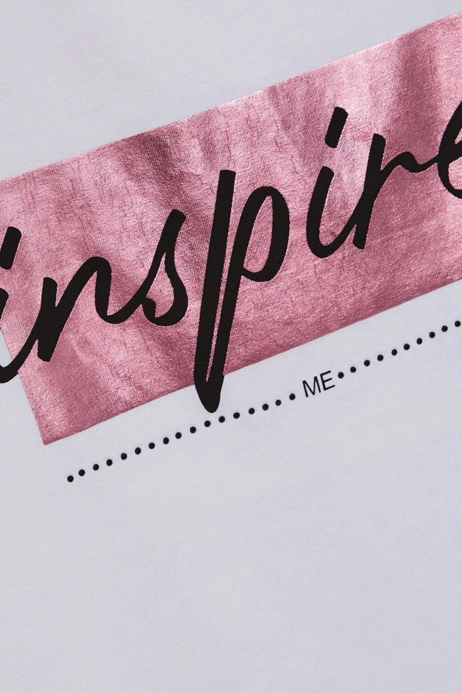 T-shirt z napisem biały