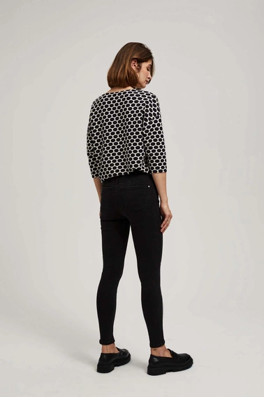 Jeansy rurki z efektem push up czarne