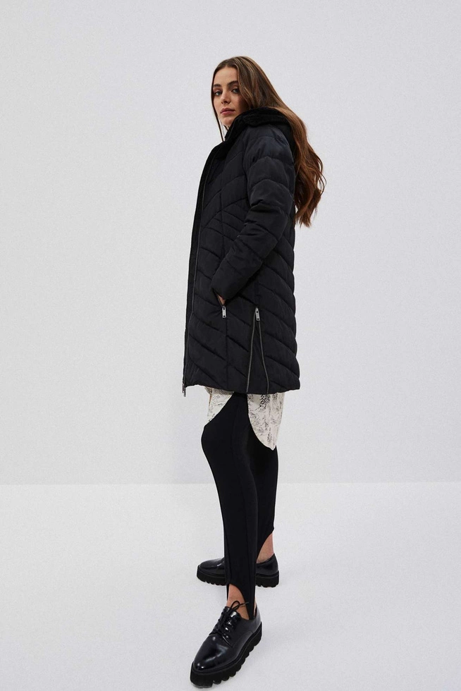 Kurtka z ocieplanym kapturem