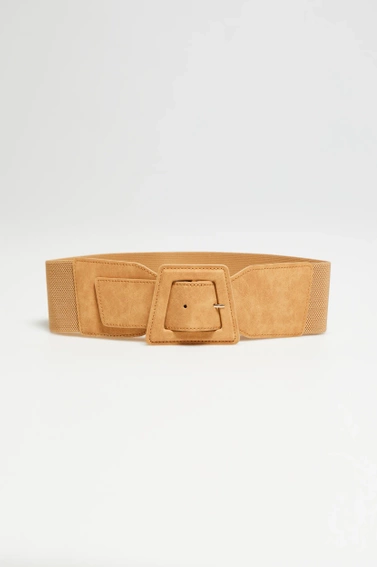 Szeroki pasek z klamrą beżowy