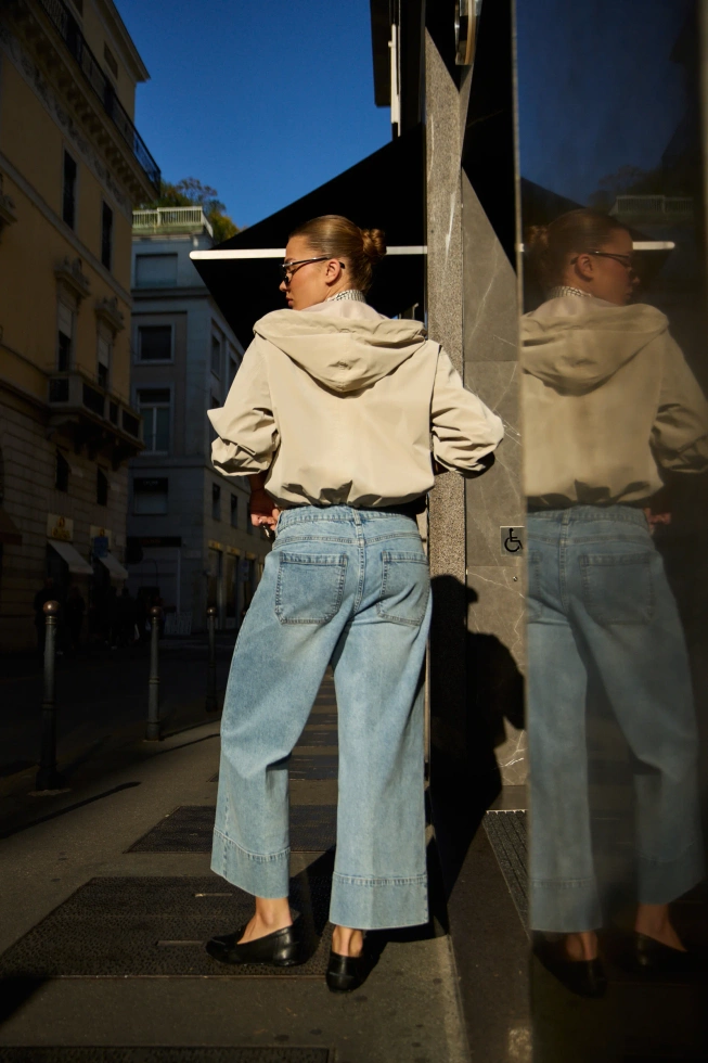 Jeansy z szerokimi nogawkami jasnoniebieskie