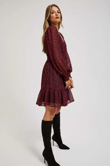 Sukienka z bufiastymi rękawami i dekoltem w serek czarna