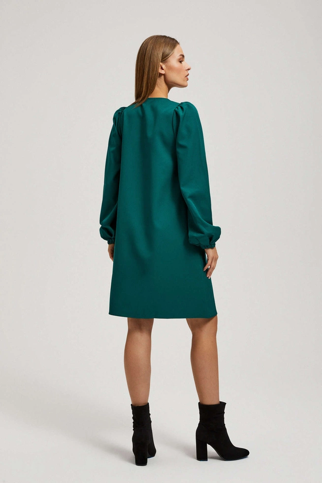 Sukienka z bufiastymi rękawami i ozdobnymi guzikami szmaragdowa