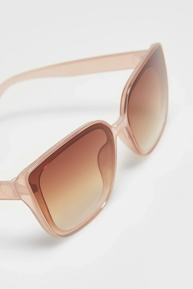 Okulary przeciwsłoneczne beżowe
