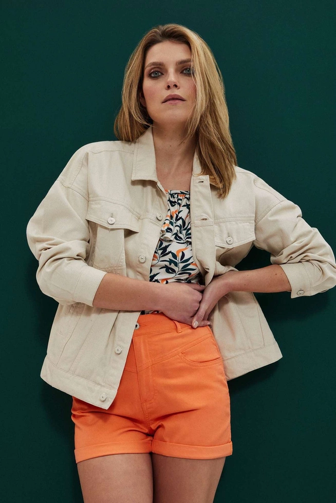 Szorty lyocell łososiowe