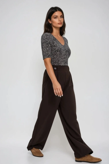 Bluzka z dekoltem w serek