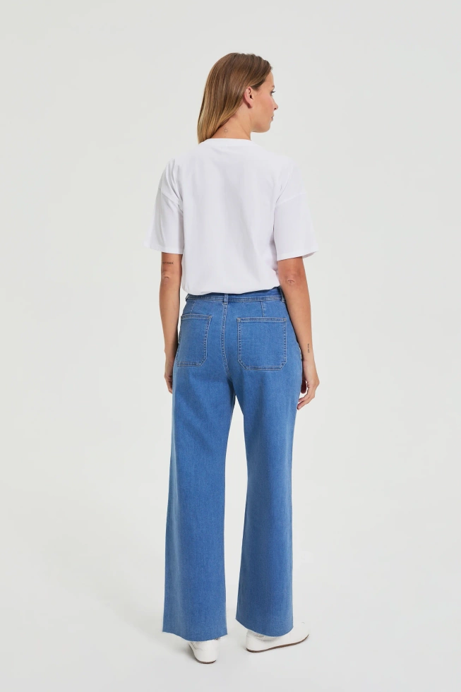 Jeansy z szerokimi nogawkami niebieskie