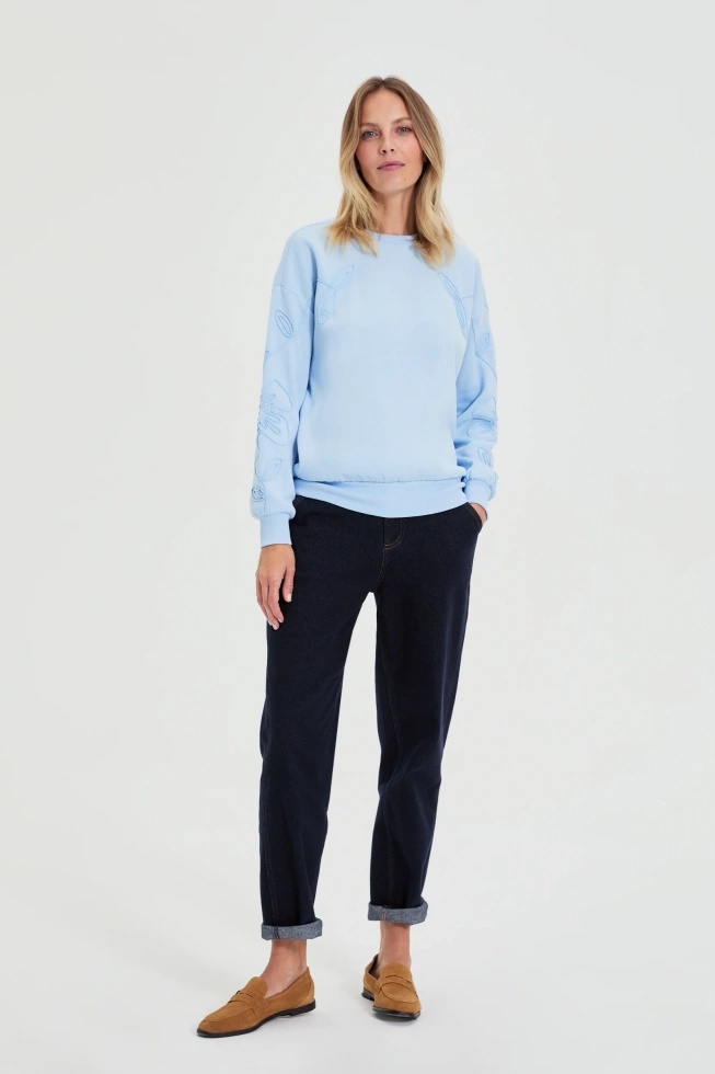 Bluza wkładana przez głowę błękitna