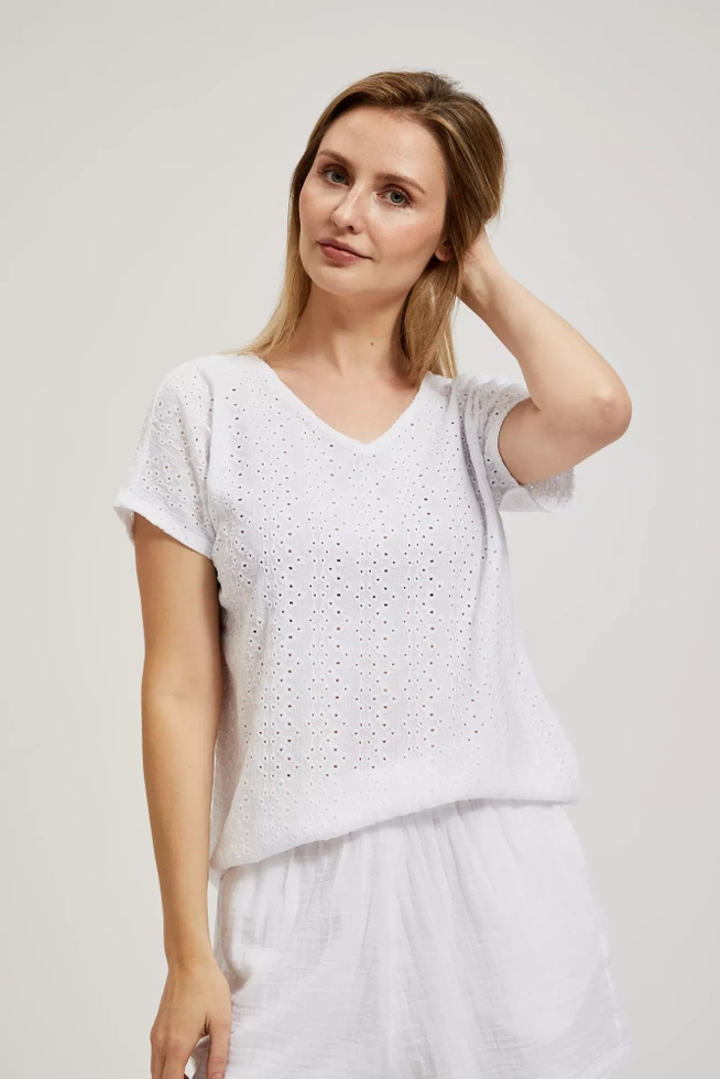 Ażurowa bluzka z dekoltem w serek biała