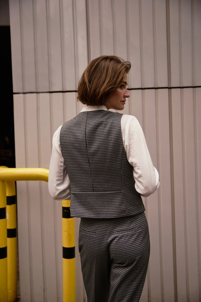 Elegancka kamizelka szara