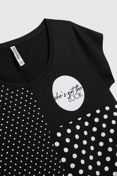 Bluzka ze wzorem kropek i krótkimi rękawami biała