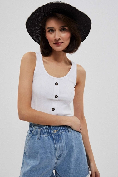 Kapelusz słomkowy z ozdobną tasiemką