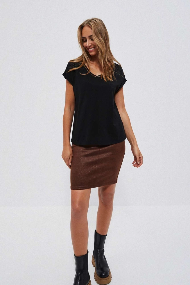 Bluzka ozdobnym dekoltem i krótkimi rękawami czarna