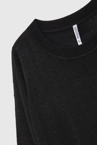 Sweter z długimi rękawami ozdobiony metaliczną nitką czarny