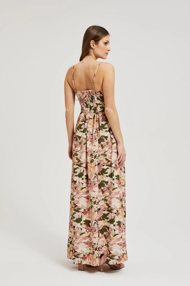 Sukienka maxi na ramiączka z kwiatowym wzorem różowa