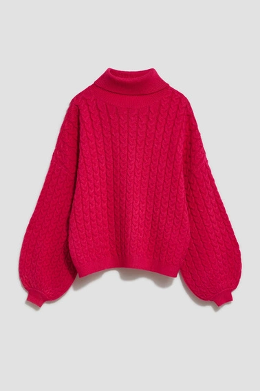 Sweter z golfem i bufiastymi rękawami fuksjowy