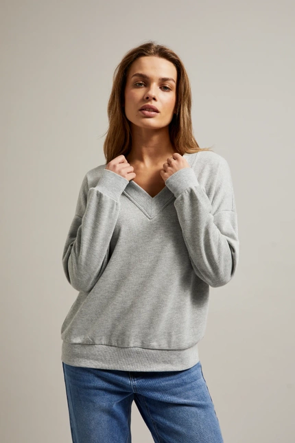Gładka bluza z dekoltem w serek szara