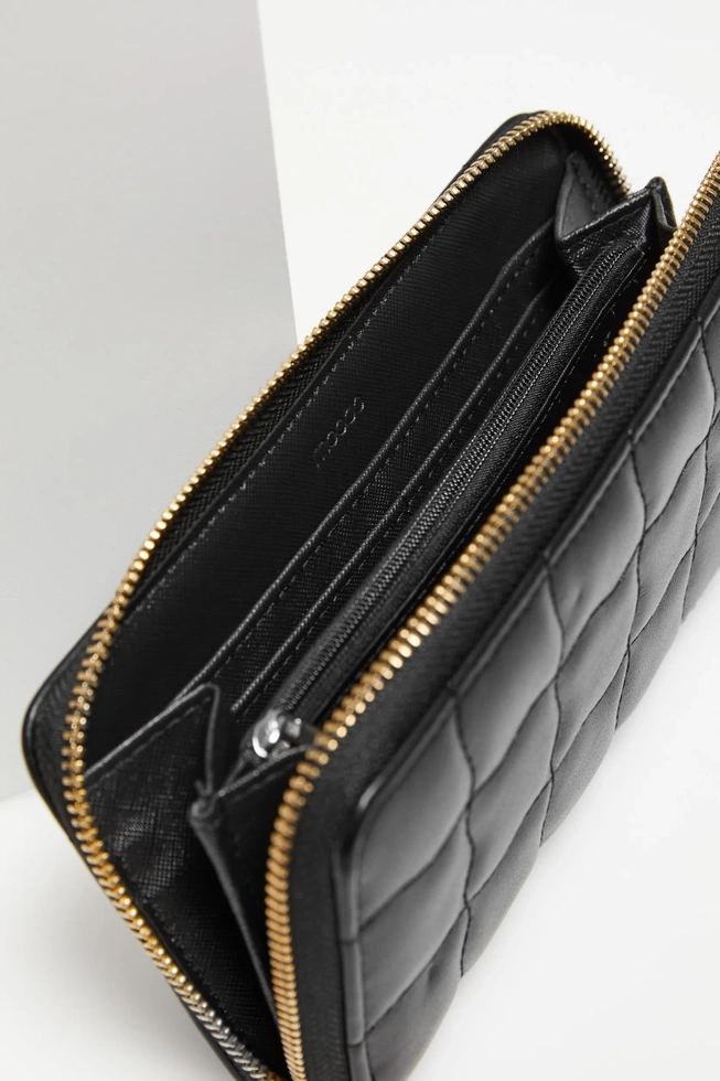 Portfel zamykany na zamek czarny