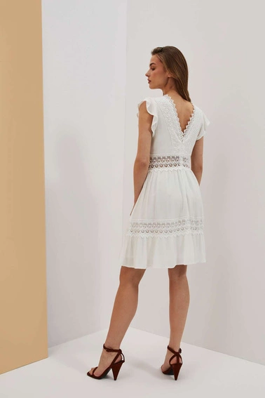 Sukienka boho z koronką biała