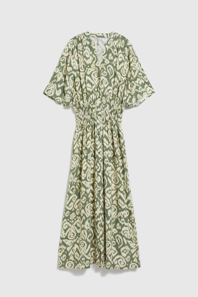 Wzorzysta sukienka z gumą w talii oliwkowa