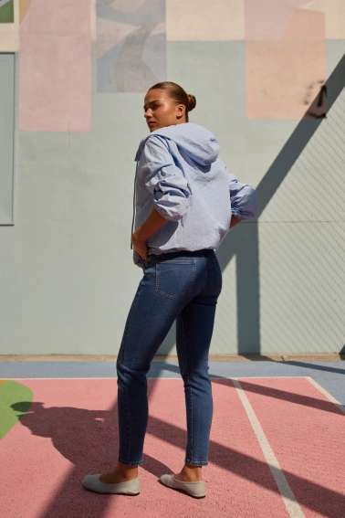 Kurtka z kapturem błękitna