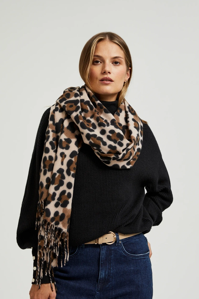 Szalik w panterkę beżowy