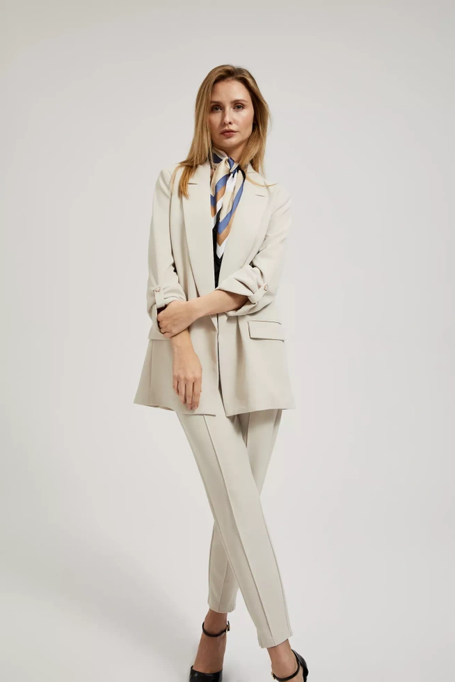 Marynarka z marszczonym rękawem 3/4 beżowa