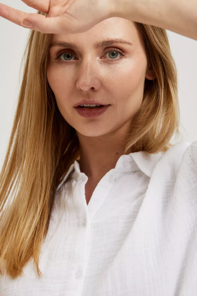 Bawełniana koszula zapinana na guziki biała