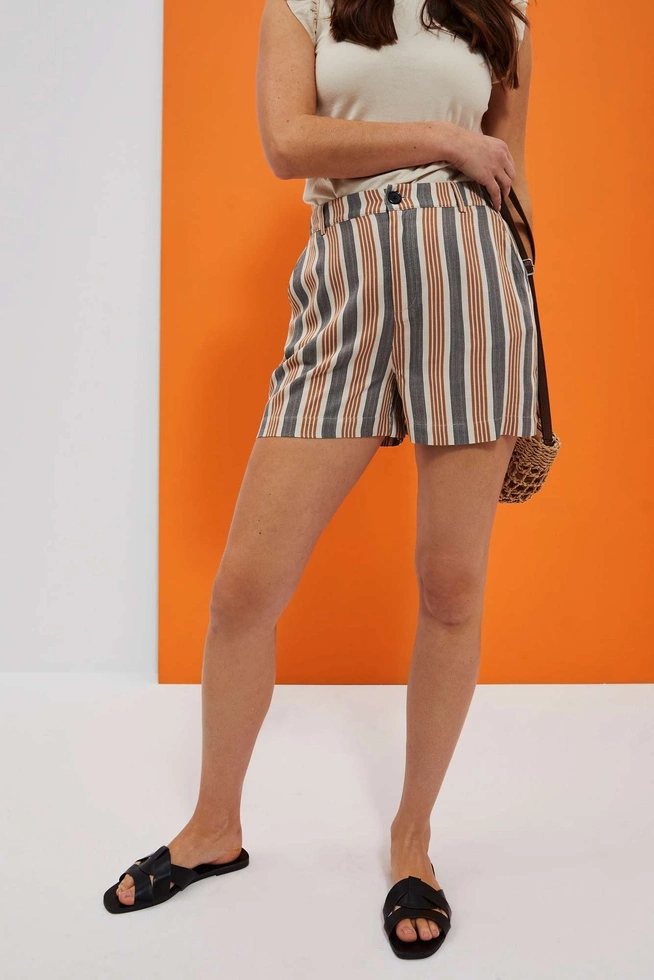 Szorty w paski