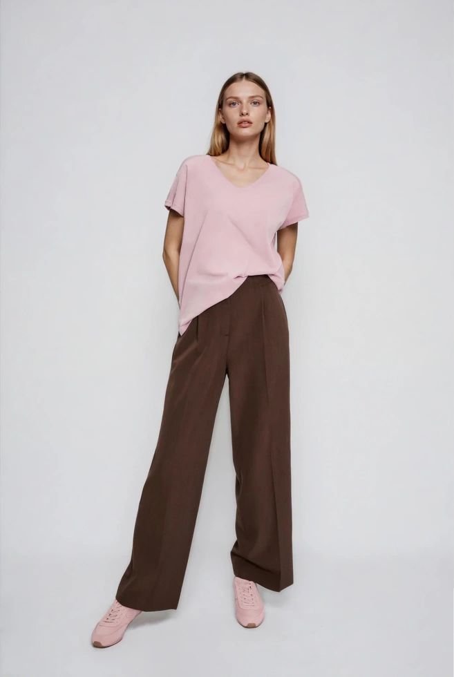 Bawełniany t-shirt z dekoltem w serek jasnoróżowy