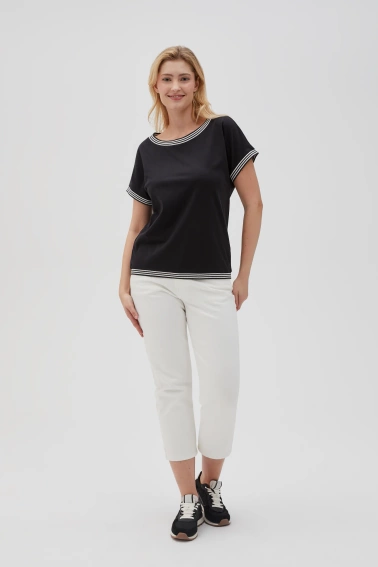 Bawełniana czarna bluzka z krótkimi rękawami