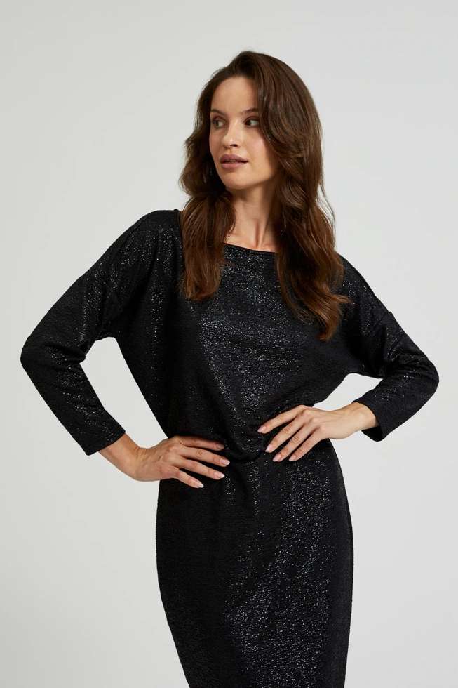 Błyszcząca sukienka o długości przed kolana czarna