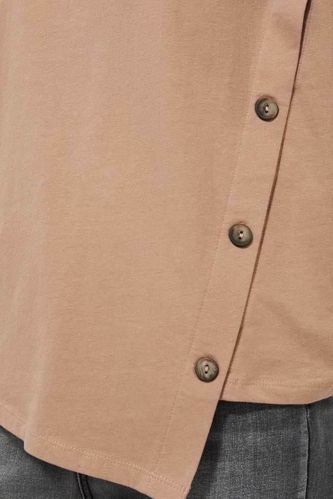 Bluzka z asymetrycznym dołem