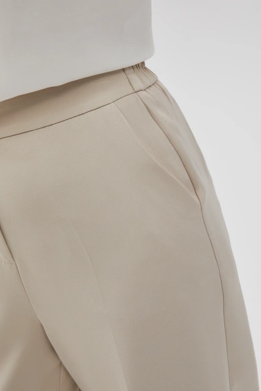 Eleganckie spodnie w kant beżowe