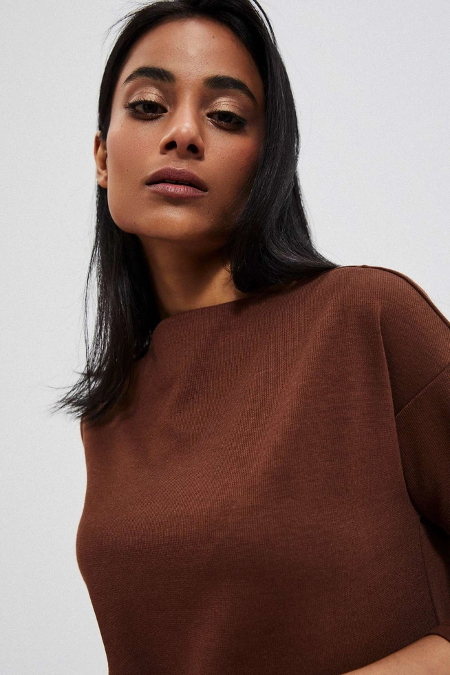 Prosta sukienka kasztanowa