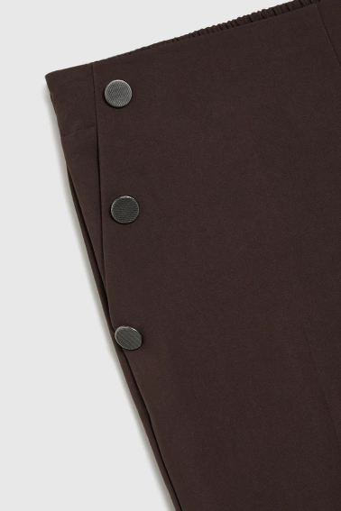 Spodnie cygaretki brązowe