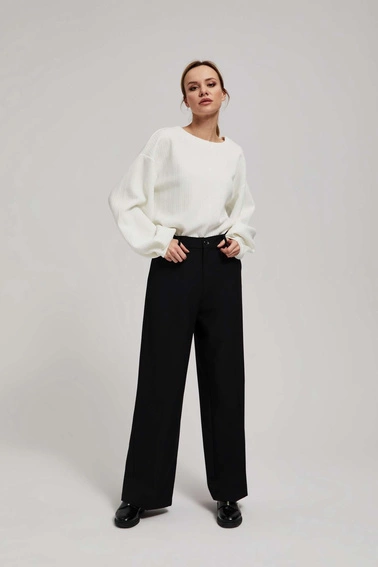 Spodnie w kant z kieszeniami i szerokimi nogawkami czarne