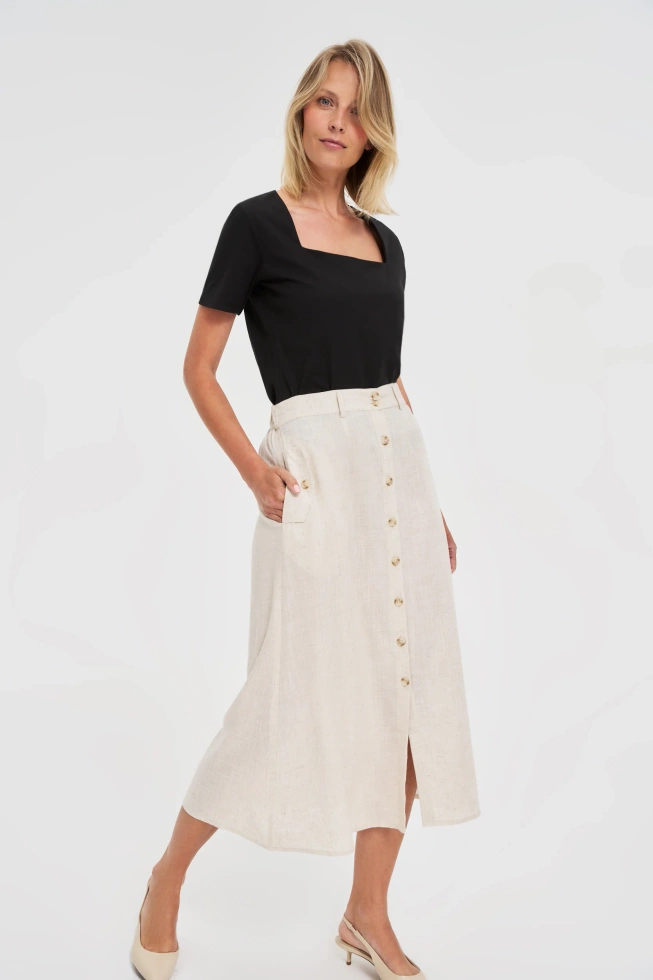 Bluzka z dekoltem karo czarna